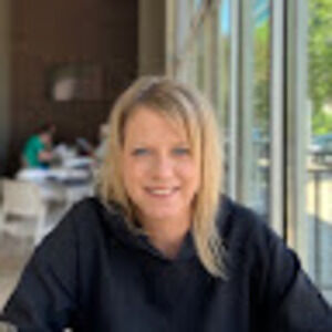Meet your Posher, Kim